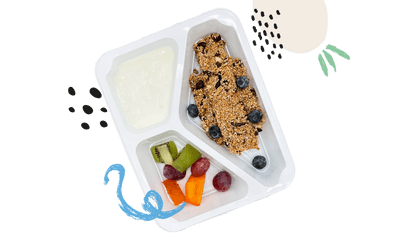 domowy batonik z daktylami i bakaliami dietetyczny posiłek z cateringu dietetycznego