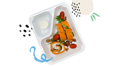 roladka paprykowa z farszem serowo orzechowym dietetyczny posiłek z cateringu dietetycznego