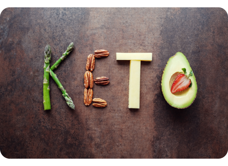 Dieta ketogeniczna w cateringu dietetycznym – zdrowe tłuszcze i produkty niskowęglowodanowe w diecie keto