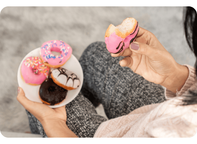 Nadmierne spożycie słodyczy a brak białka w diecie – jak catering dietetyczny pomaga ograniczyć cukier