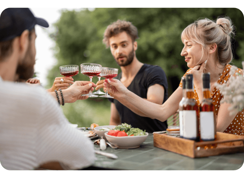 Spożywanie alkoholu podczas posiłku a efektywność diety pudełkowej i proces odchudzania